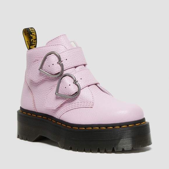 Dr. Martens Shoes - Dr Martens DEVON HEART LEATHER PLATFORM BOOTS, size 7
